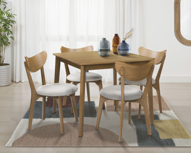Mobilier de cuisine en bois 5mcx - Table, 4 chaises - Brun
