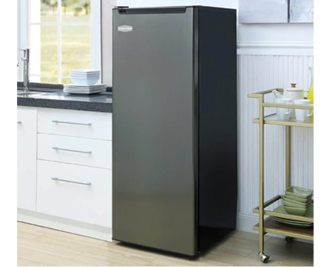 Congélateur compact noir